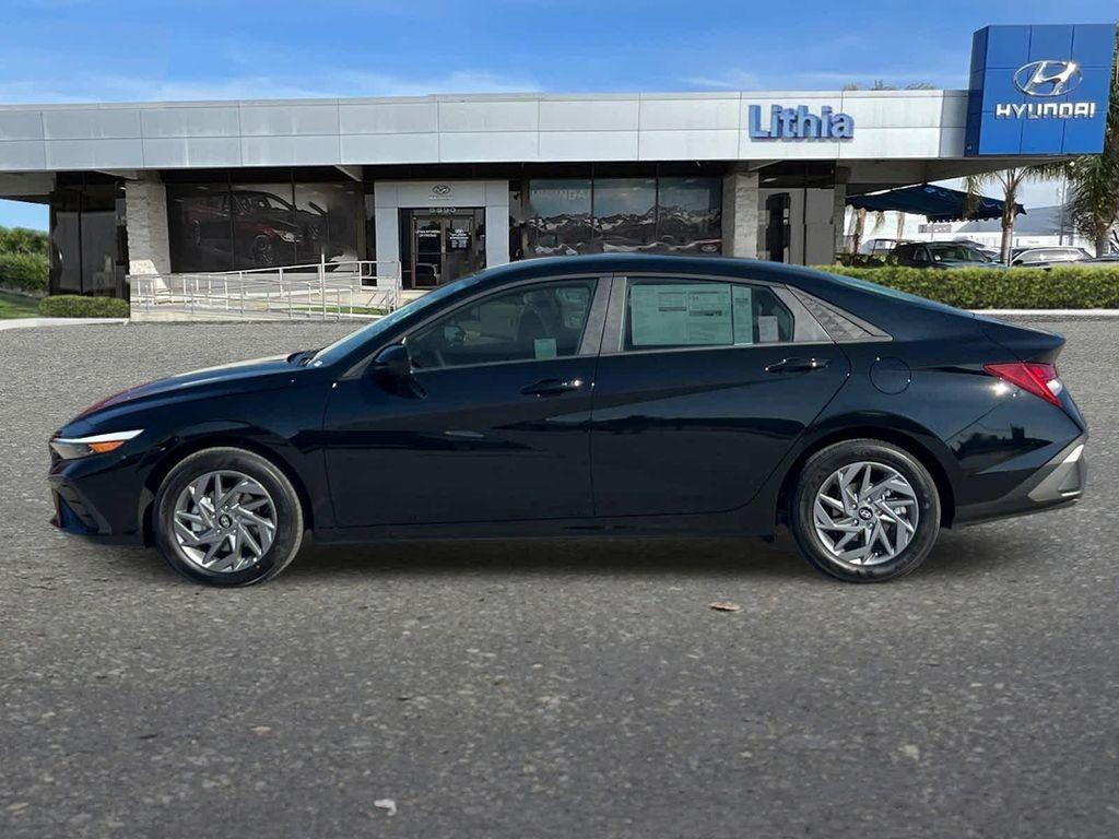 new 2026 Hyundai ELANTRA HEV car, priced at $26,420