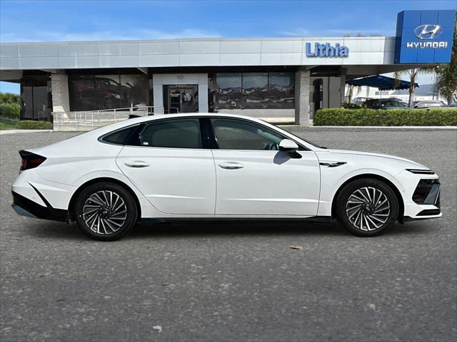 new 2024 Hyundai Sonata Hybrid car, priced at $33,760