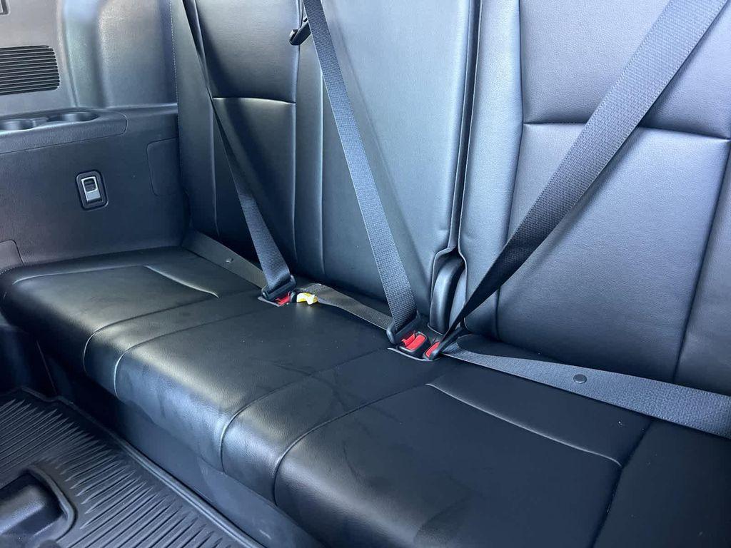 used 2022 Toyota Highlander car, priced at $39,981