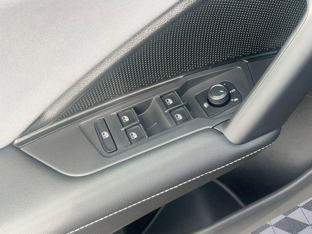 new 2025 Volkswagen Tiguan car, priced at $36,771