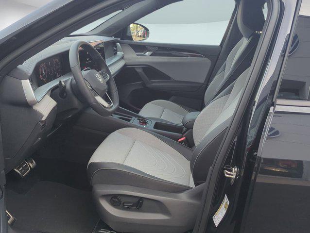 new 2025 Volkswagen Tiguan car, priced at $38,371