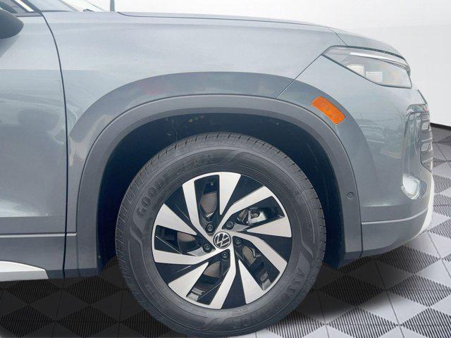 new 2025 Volkswagen Tiguan car, priced at $31,251
