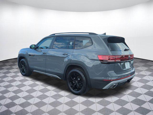 new 2025 Volkswagen Atlas car, priced at $48,022