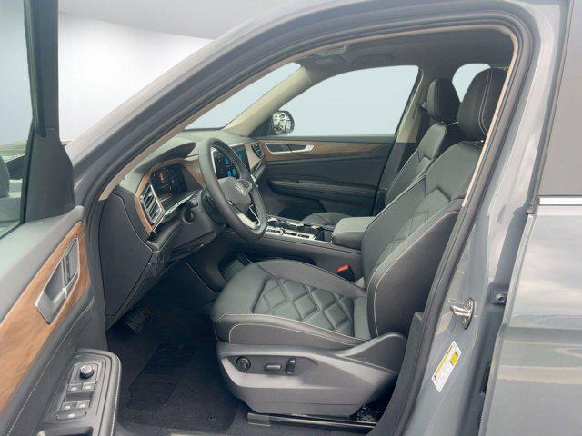 new 2026 Volkswagen Atlas car, priced at $48,491