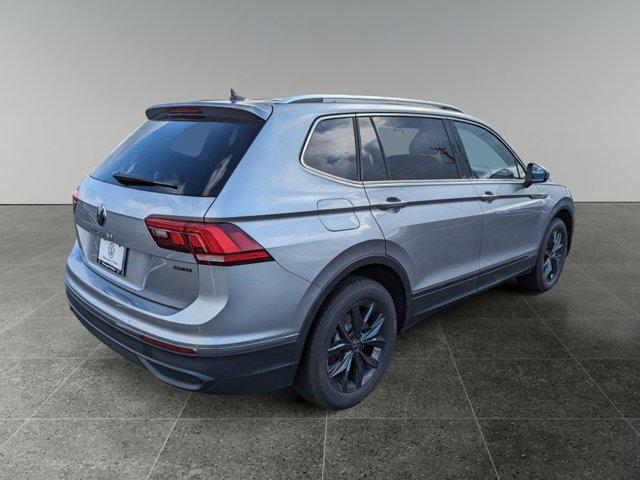 new 2024 Volkswagen Tiguan car, priced at $32,812