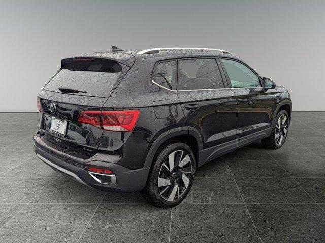 new 2024 Volkswagen Taos car, priced at $34,772