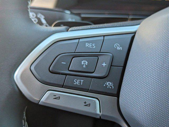 new 2025 Volkswagen Atlas car, priced at $41,002