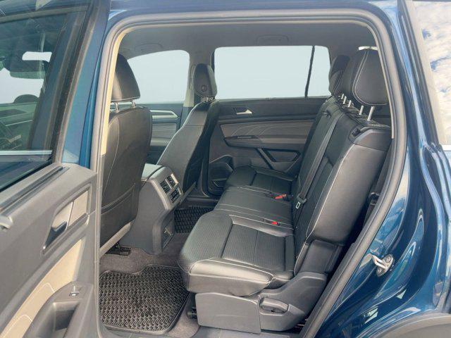 used 2023 Volkswagen Atlas car, priced at $30,999