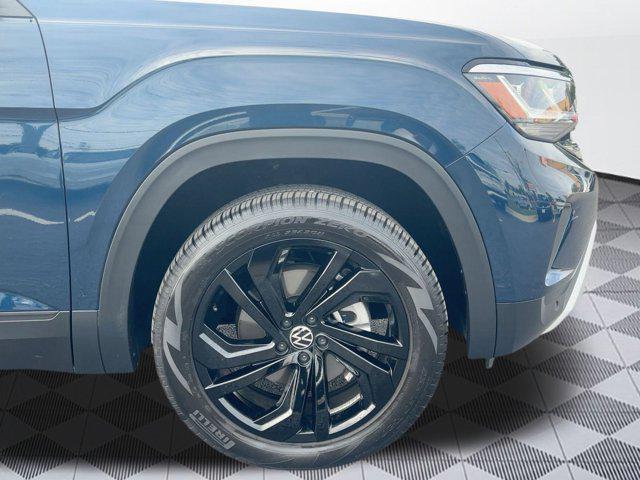 used 2023 Volkswagen Atlas car, priced at $30,999