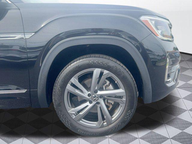 used 2024 Volkswagen Atlas Cross Sport car, priced at $34,999