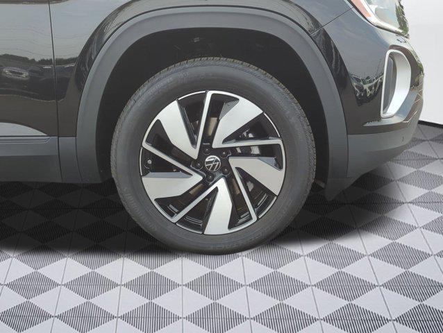 new 2025 Volkswagen Atlas car, priced at $45,531