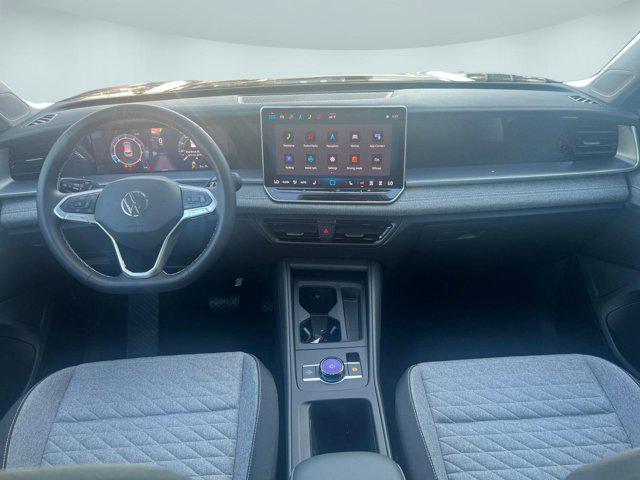 new 2025 Volkswagen Tiguan car, priced at $32,721