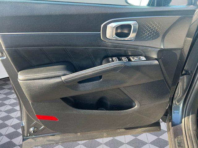 used 2021 Kia Sorento car, priced at $28,498