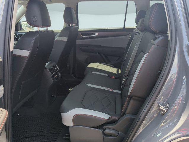 new 2025 Volkswagen Atlas car, priced at $45,022