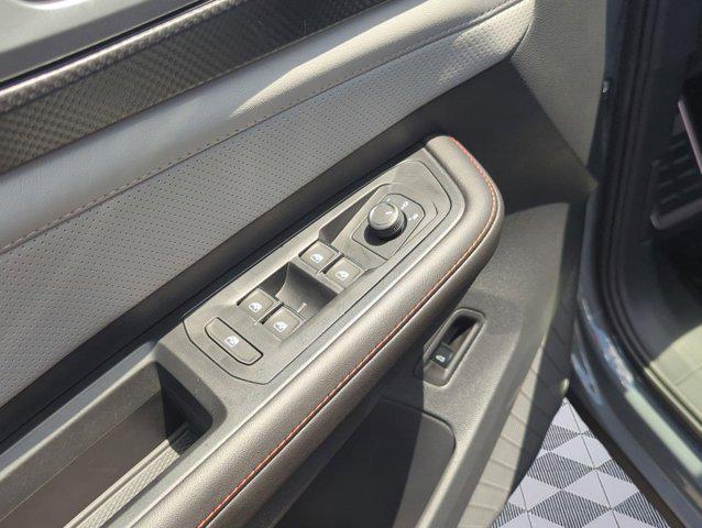 new 2025 Volkswagen Atlas car, priced at $45,022