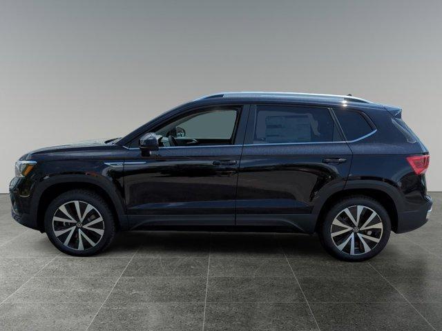 new 2024 Volkswagen Taos car, priced at $30,171