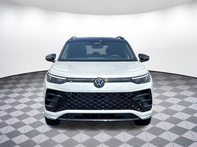 new 2025 Volkswagen Tiguan car, priced at $38,882