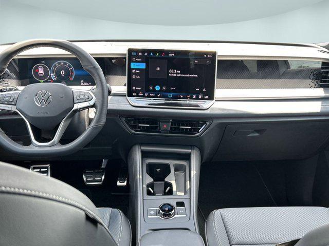 new 2025 Volkswagen Tiguan car, priced at $38,882