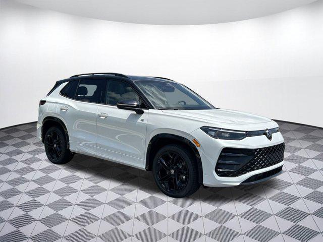 new 2025 Volkswagen Tiguan car, priced at $38,882