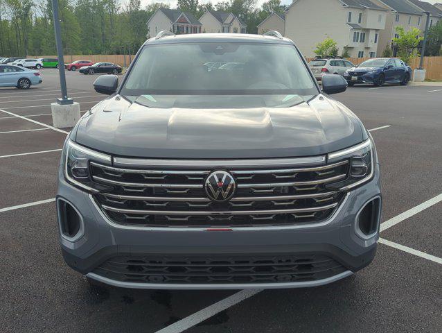 new 2025 Volkswagen Atlas car, priced at $49,451