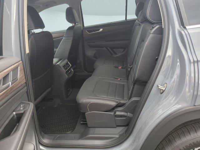 new 2025 Volkswagen Atlas car, priced at $49,451