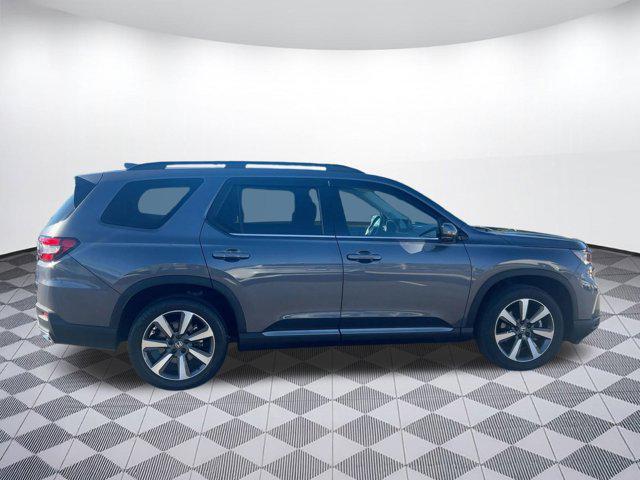 used 2024 Honda Pilot car, priced at $41,898