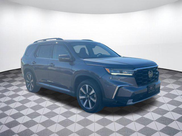 used 2024 Honda Pilot car, priced at $41,898