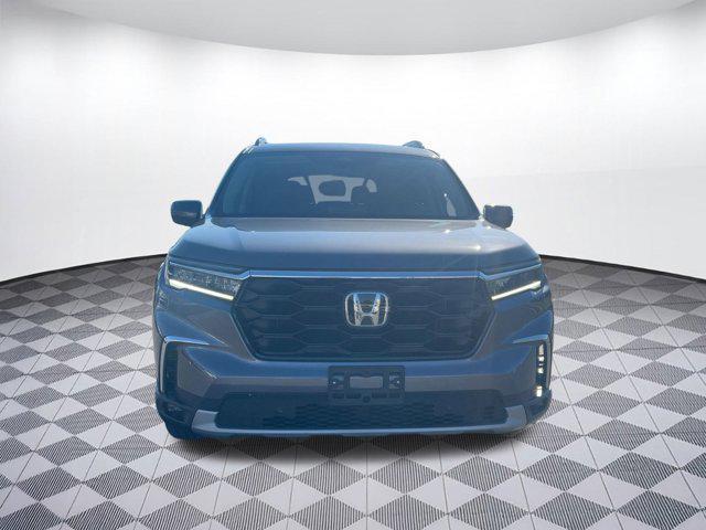 used 2024 Honda Pilot car, priced at $41,898
