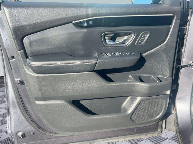 used 2024 Honda Pilot car, priced at $41,898