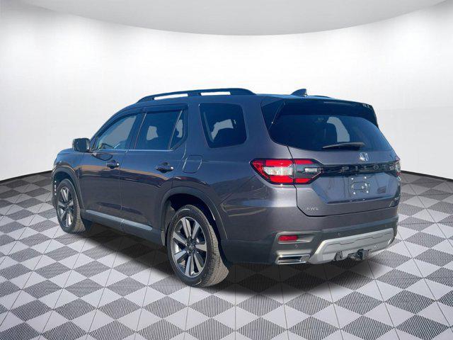 used 2024 Honda Pilot car, priced at $41,898