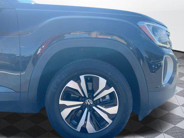 used 2024 Volkswagen Atlas car, priced at $26,999