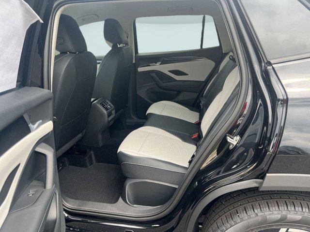 new 2025 Volkswagen Tiguan car, priced at $35,011