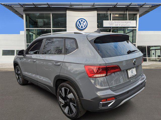 new 2024 Volkswagen Taos car, priced at $35,073