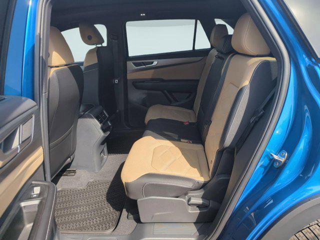 new 2025 Volkswagen Atlas Cross Sport car, priced at $45,781