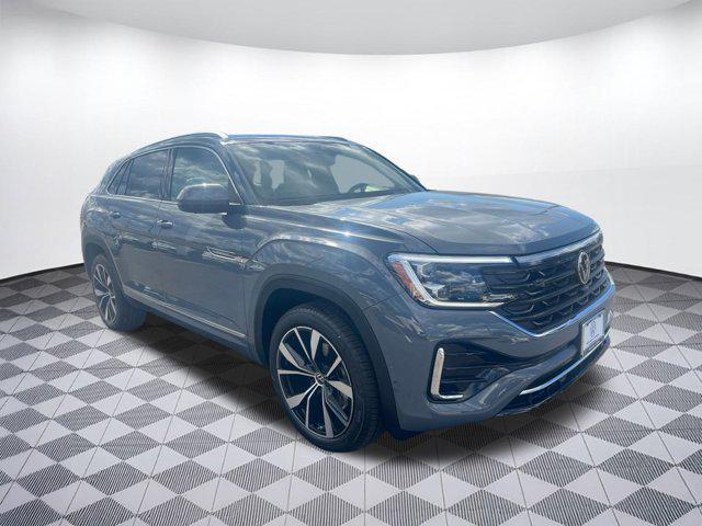 new 2026 Volkswagen Atlas Cross Sport car, priced at $54,351