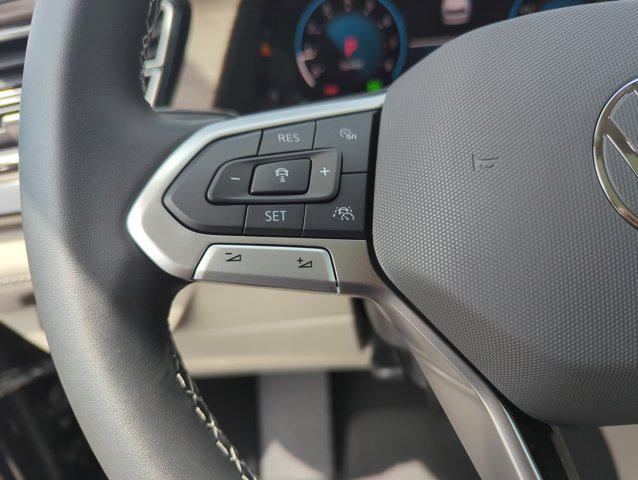 new 2025 Volkswagen Atlas car, priced at $49,081