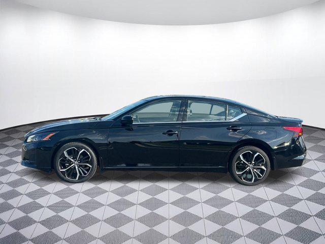used 2023 Nissan Altima car, priced at $23,398