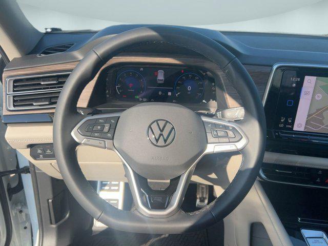 new 2025 Volkswagen Atlas car, priced at $52,522