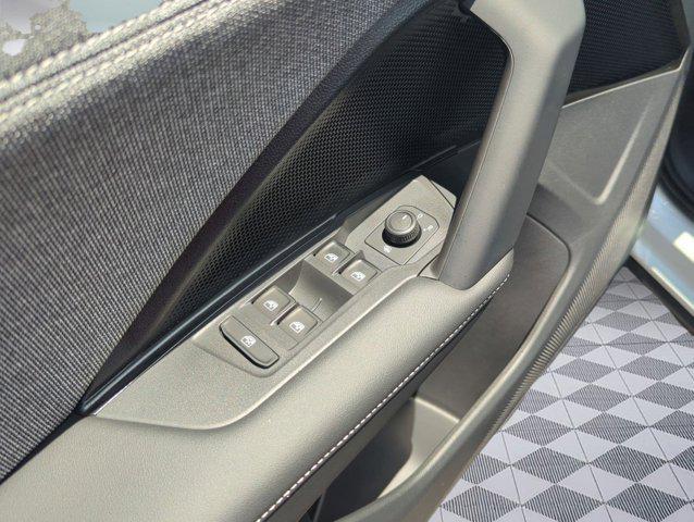 new 2025 Volkswagen Tiguan car, priced at $30,531