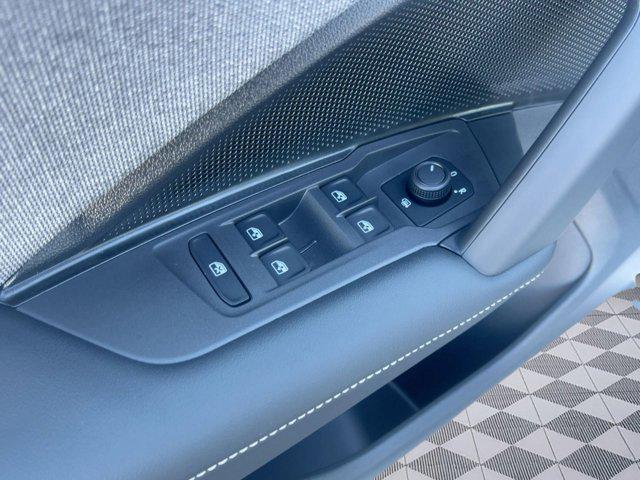 new 2026 Volkswagen Tiguan car, priced at $33,301