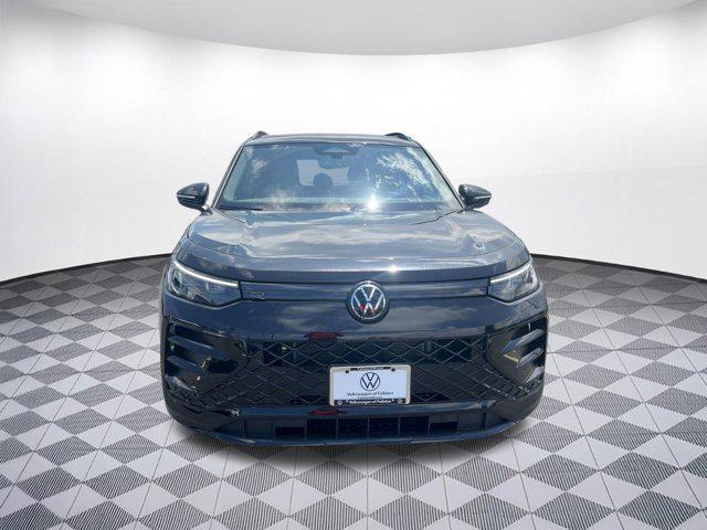 new 2025 Volkswagen Tiguan car, priced at $38,371