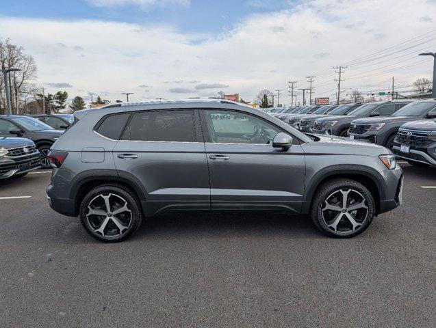 new 2025 Volkswagen Taos car, priced at $35,881