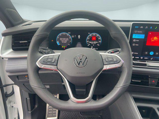 new 2025 Volkswagen Tiguan car, priced at $39,621