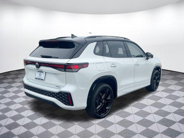 new 2025 Volkswagen Tiguan car, priced at $39,621