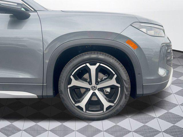 new 2025 Volkswagen Tiguan car, priced at $34,291