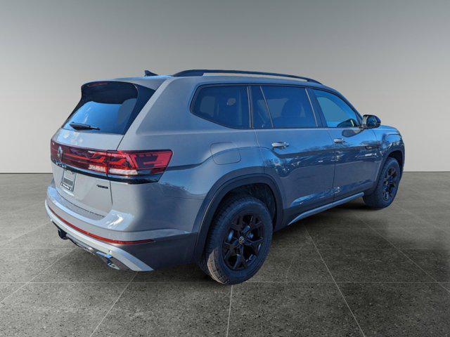 new 2025 Volkswagen Atlas car, priced at $49,001