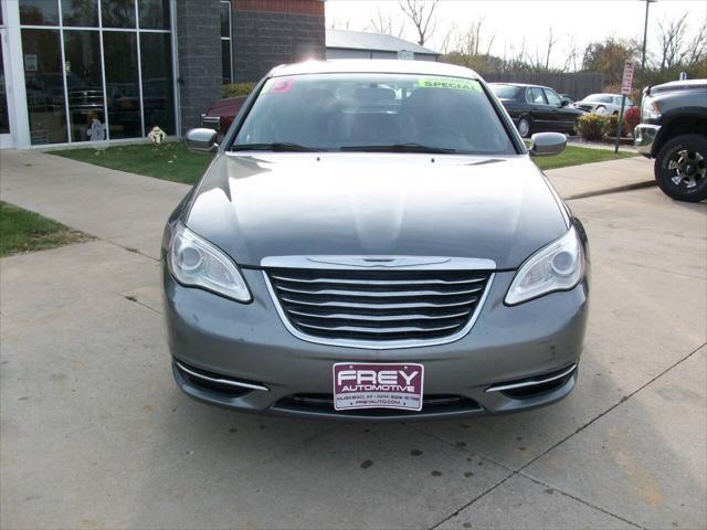 used 2013 Chrysler 200 car, priced at $4,495