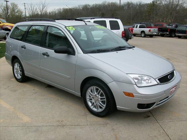 used 2005 Ford Focus car, priced at $7,995