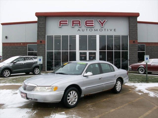 used 2000 Lincoln Continental car, priced at $1,995