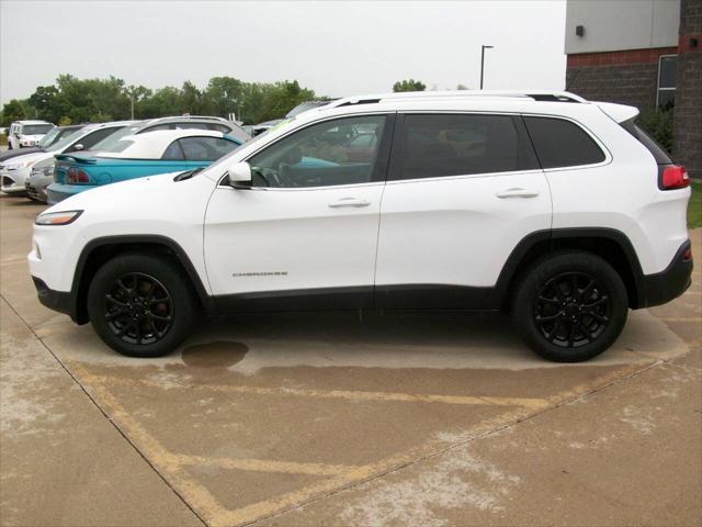 used 2015 Jeep Cherokee car, priced at $11,495